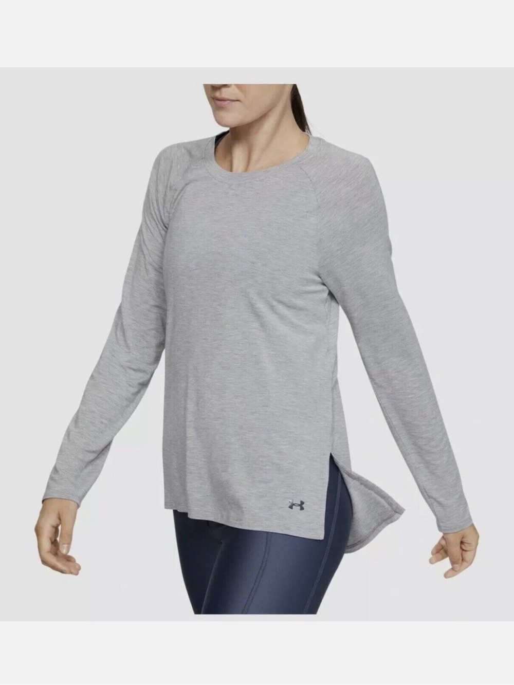 Under Armour Women’s Modal Long-Sleeve Heather Gray Open Back Athletic Top